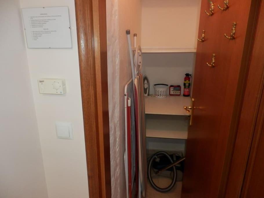Your Cozy Six Street Apartment Larissa Bagian luar foto