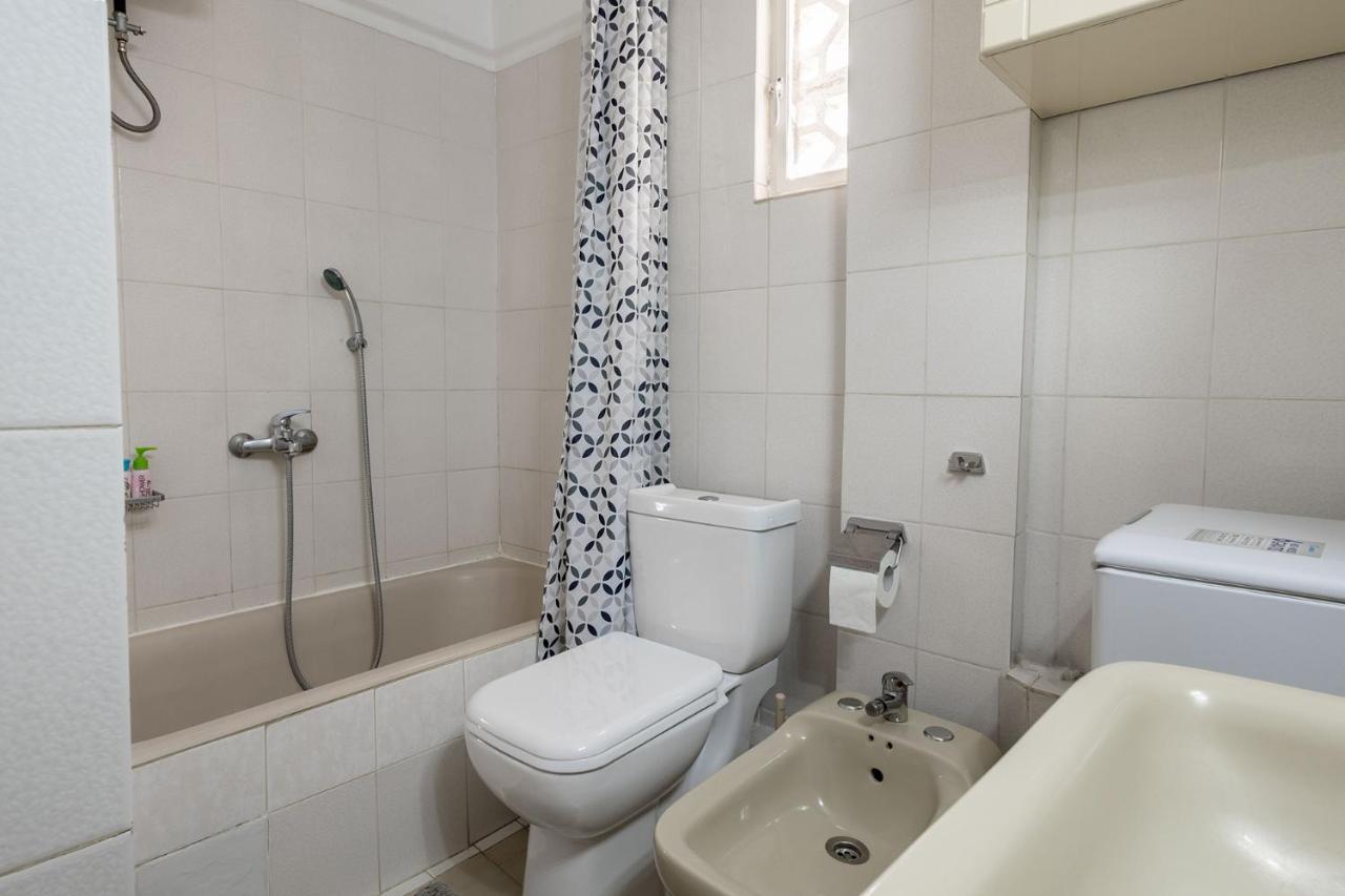 Your Cozy Six Street Apartment Larissa Bagian luar foto